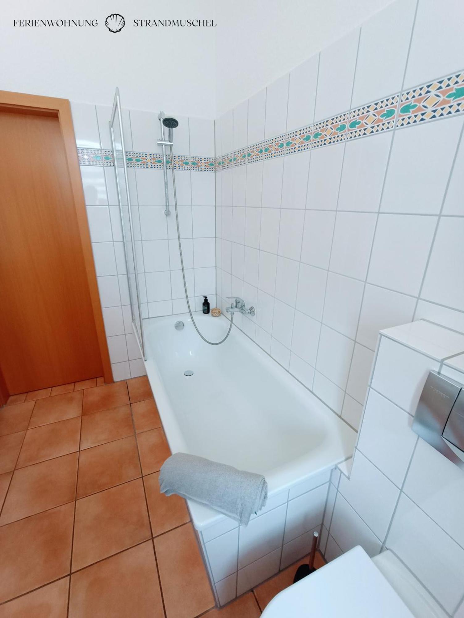 Ferienwohnung Strandmuschel In Der Villa Daheim In Juliusruh Breege Eksteriør bilde